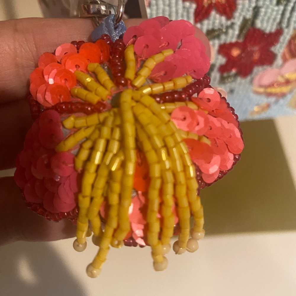 Viral TikTok Beaded Bag Hawaiian - Picture 3 of 5